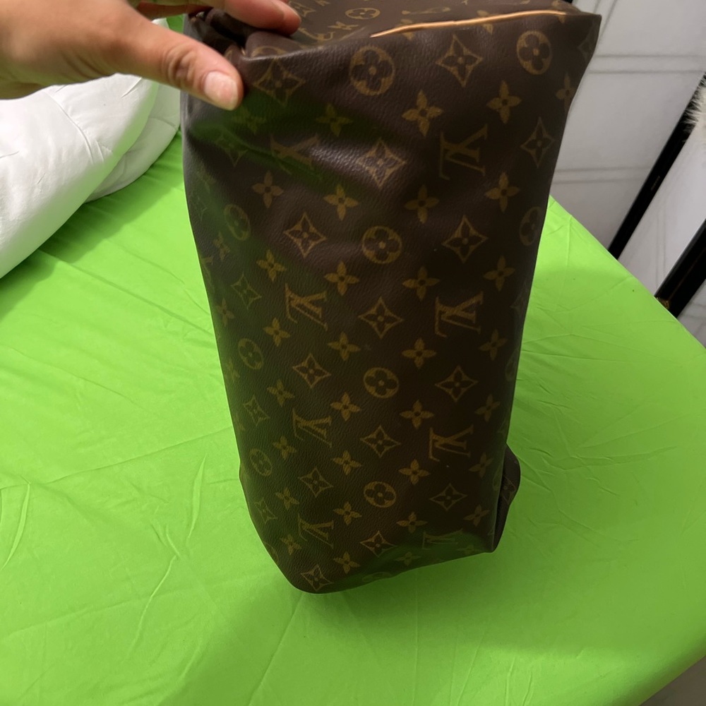Louis Vuitton bag - Picture 4 of 6